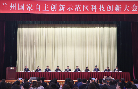 隴神戎發(fā)榮獲蘭州高新區(qū)“4+7”政策優(yōu)秀企業(yè)貢獻(xiàn)獎、“瞪羚企業(yè)”獎