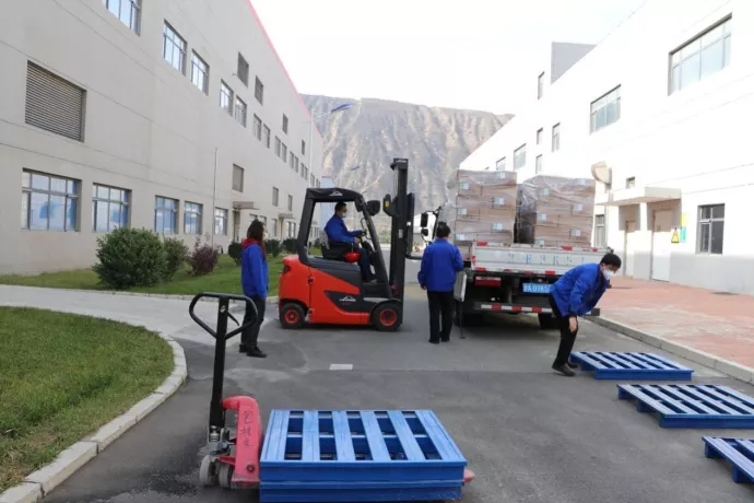 齊心協(xié)力做保障 抗疫生產(chǎn)兩不誤