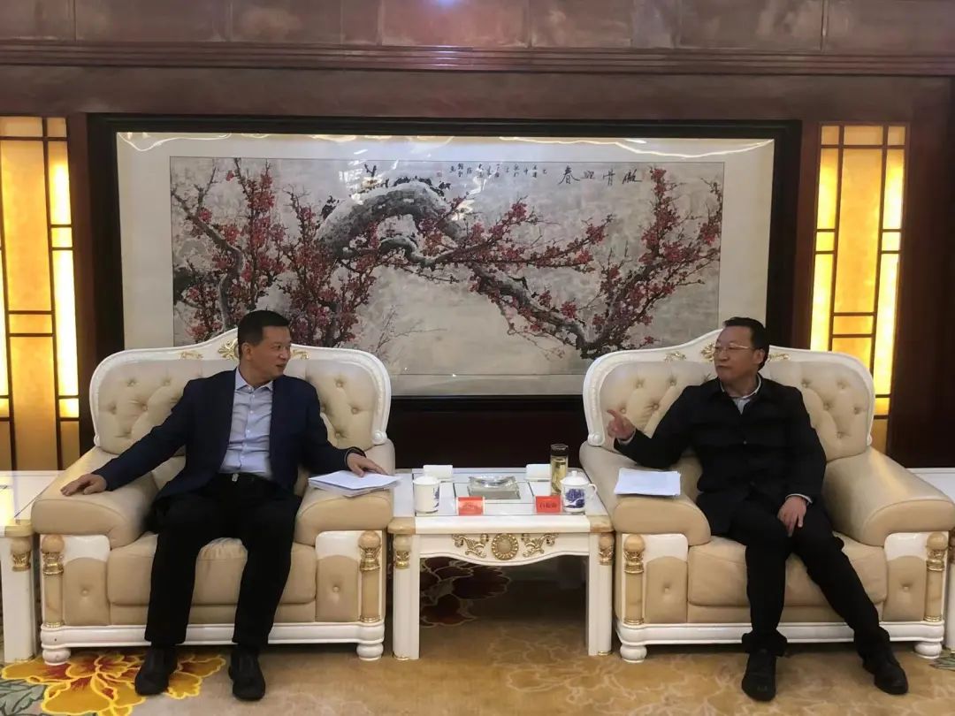 竇生銘一行赴平?jīng)鍪猩糖?duì)接合作事宜