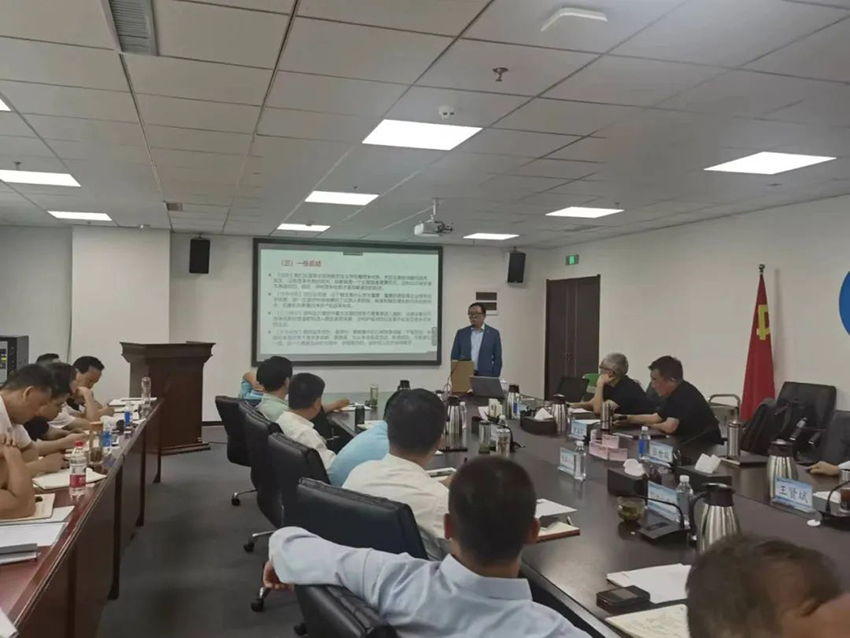 【集團(tuán)要聞】集團(tuán)公司管理人員綜合素質(zhì)提升培訓(xùn)班順利結(jié)業(yè)