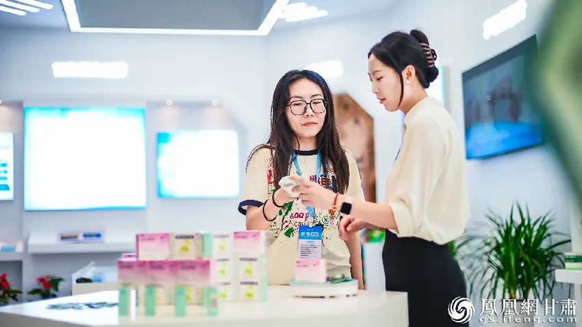 【共同關(guān)注】探館藥博會(huì) 甘肅藥業(yè)集團(tuán)獨(dú)家寶貝亮相