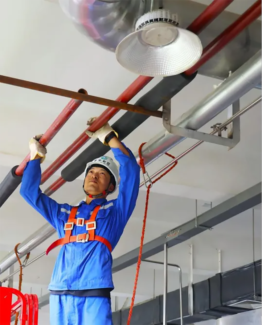 【普安新聞】檢修進(jìn)行時(shí)——檢修一線(xiàn)的“追光者”