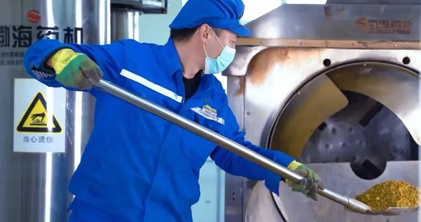 雙節(jié)“不打烊”！生產(chǎn)管理部以堅(jiān)守護(hù)航生產(chǎn)“加速度”